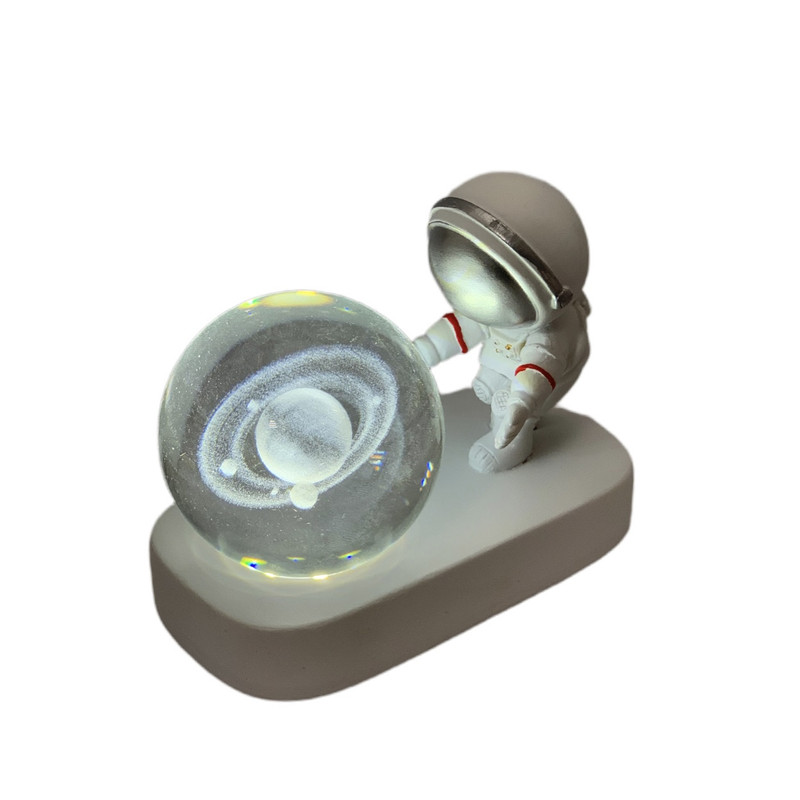 گوی چراغ‌دار مدل فضانورد و گوی