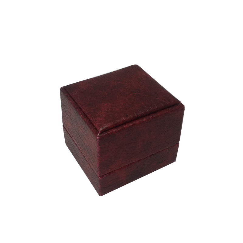 جعبه انگشتر مدل چرم کد z1