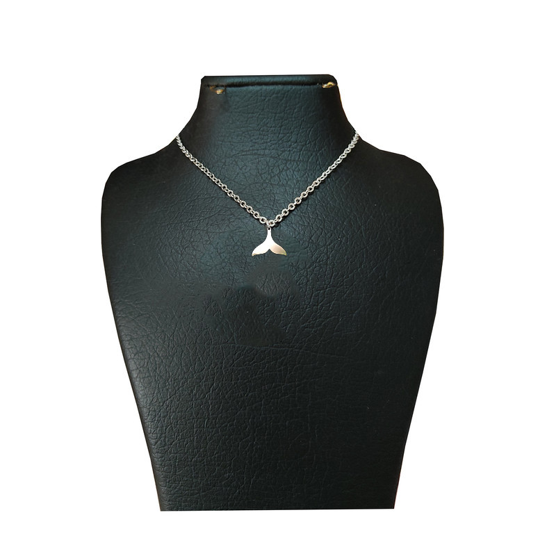 گردنبند ویونج مدل استیل طرح دم وال 01