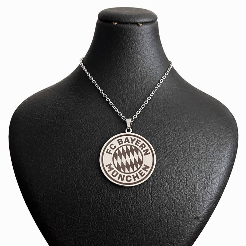 گردنبند مردانه مدل تیم فوتبال بایرن مونیخ